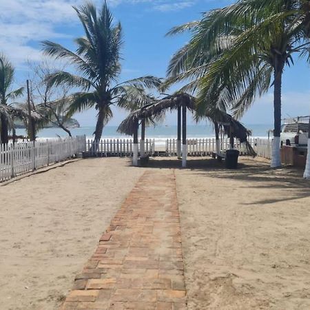 Casa A Pie De Playa Isla De La Piedra Apartman Mazatlán Kültér fotó